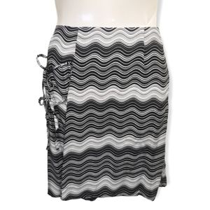 New Black & White Mini Skirt